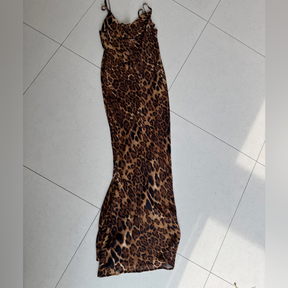 FASHION NOVA DRESS